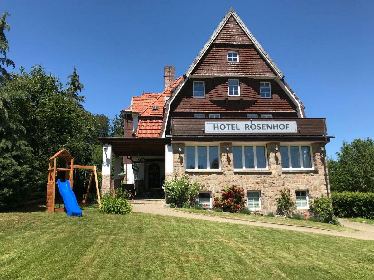 Rosenhof 3*